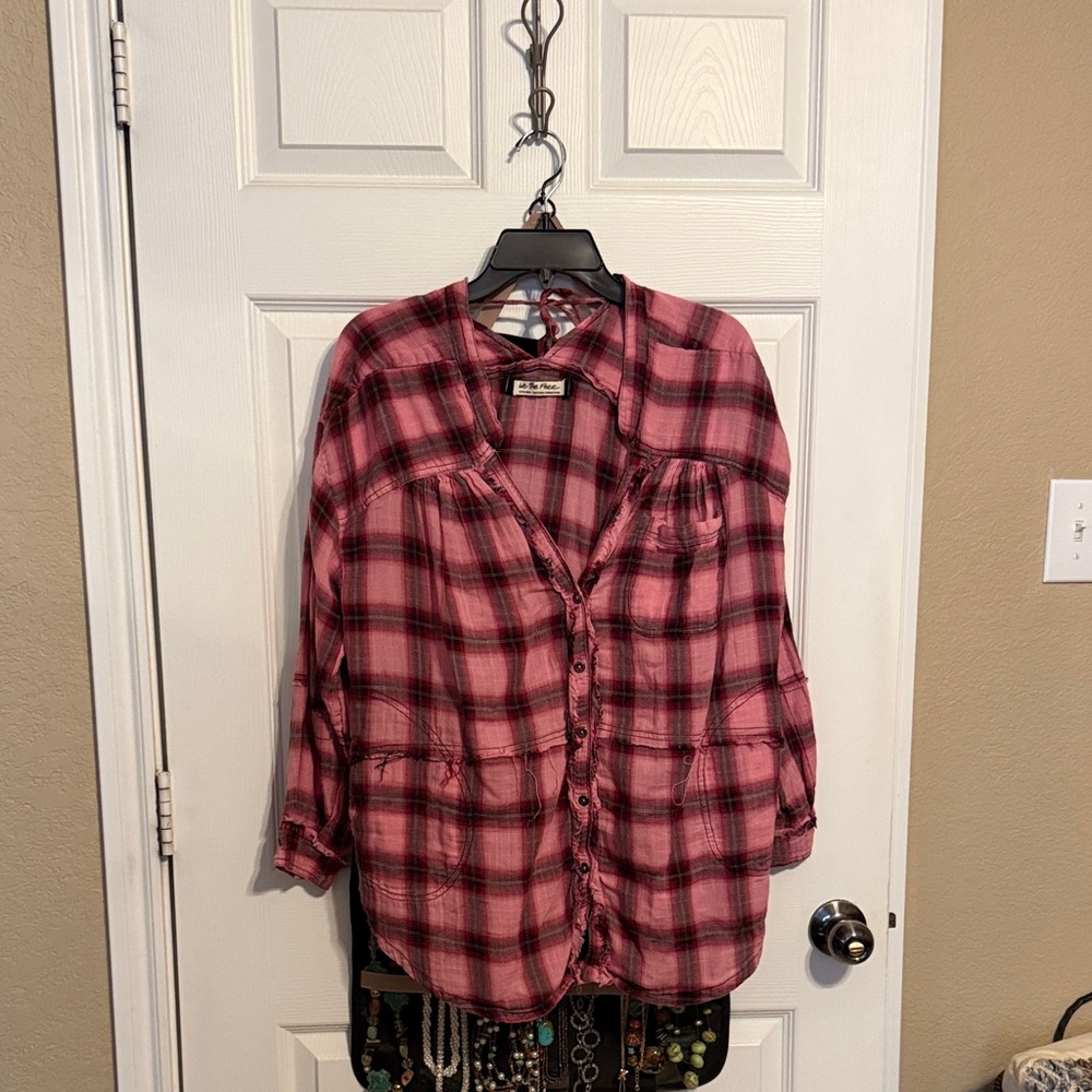 We The Free Pink and Black Plaid Top. Size XS, but will fit up to a medium. NWOT